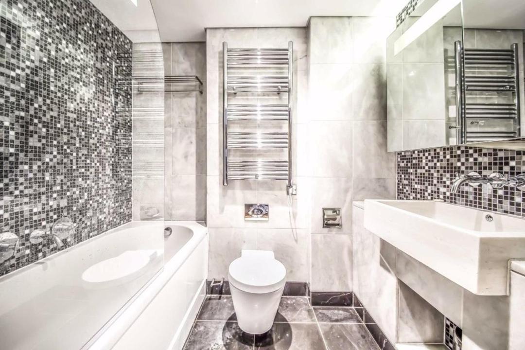 Photo of Bathroom in Isle of Dogs