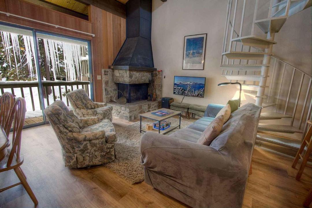 Photo of Livingroom in Kings Beach