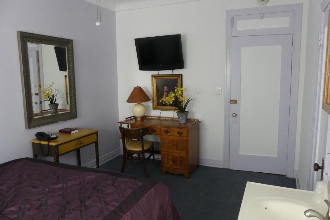 Photo of Bedroom in Beverly Hills