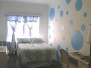 Photo of Bedroom in Beverly Hills