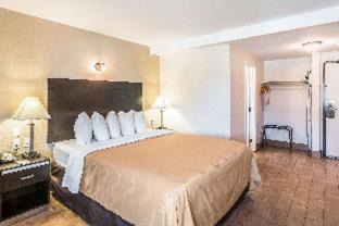 Photo of Bedroom in Oleander - Sunset