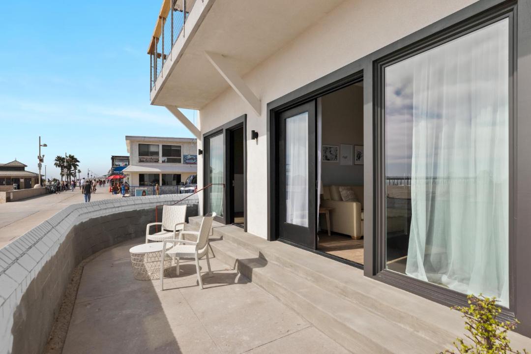 Photo of Patio Balcony in Hermosa Beach