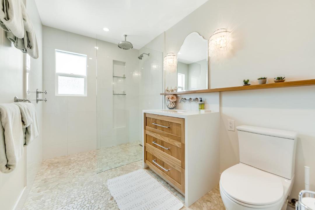 Photo of Bathroom in Seaside