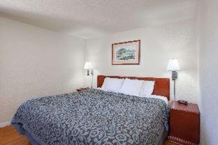 Photo of Bedroom in Orange