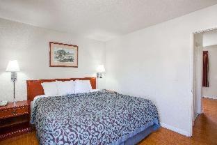 Photo of Bedroom in Orange