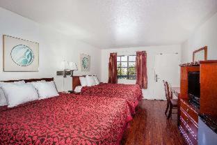 Photo of Bedroom in Orange