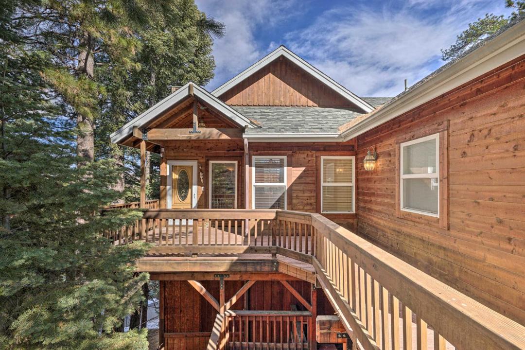 Photo of Others in Lake Arrowhead