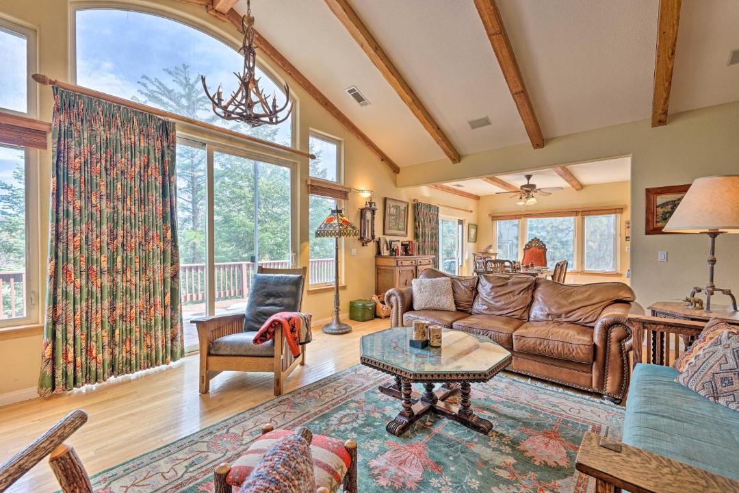 Photo of Others in Lake Arrowhead