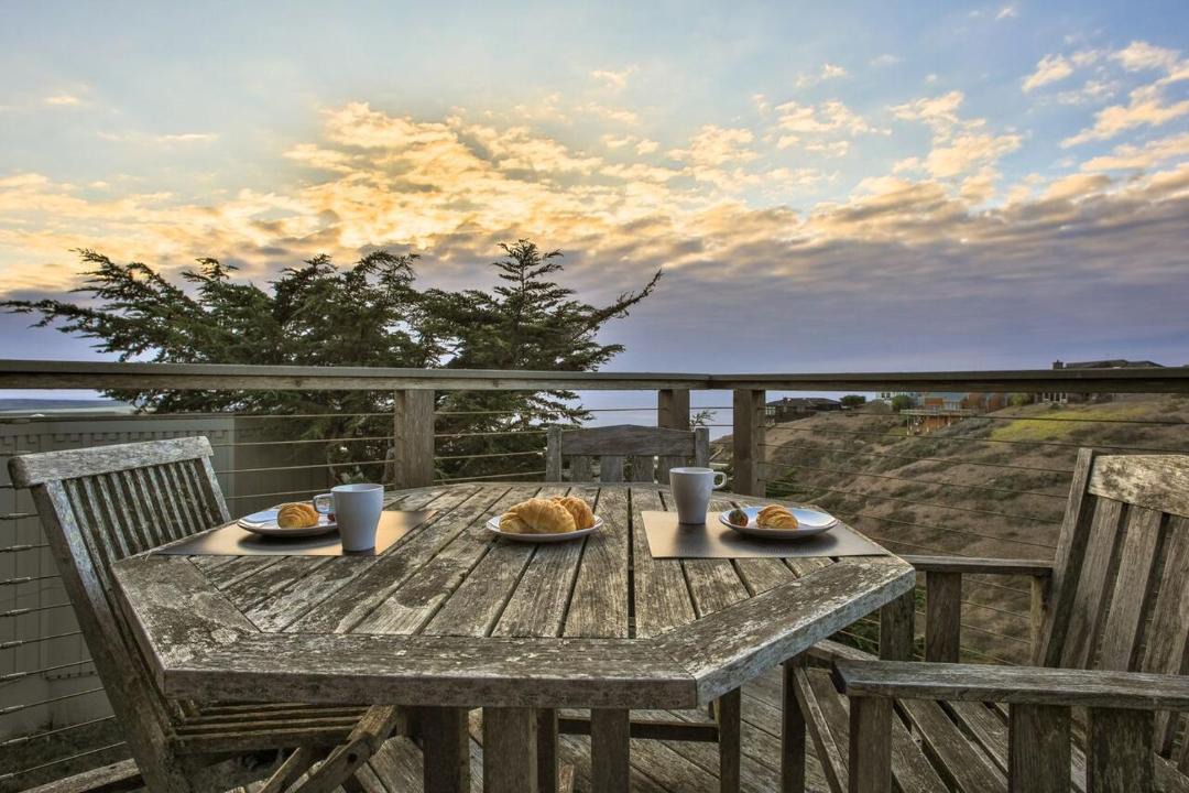 Photo of Patio Balcony in Dillon Beach