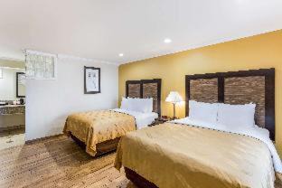 Photo of Bedroom in Central Escondido
