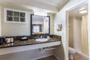 Photo of Bathroom in Central Escondido
