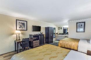 Photo of Bedroom in Central Escondido