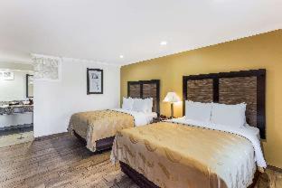 Photo of Bedroom in Central Escondido