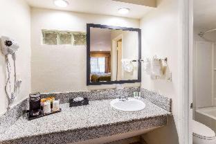 Photo of Bathroom in Central Escondido