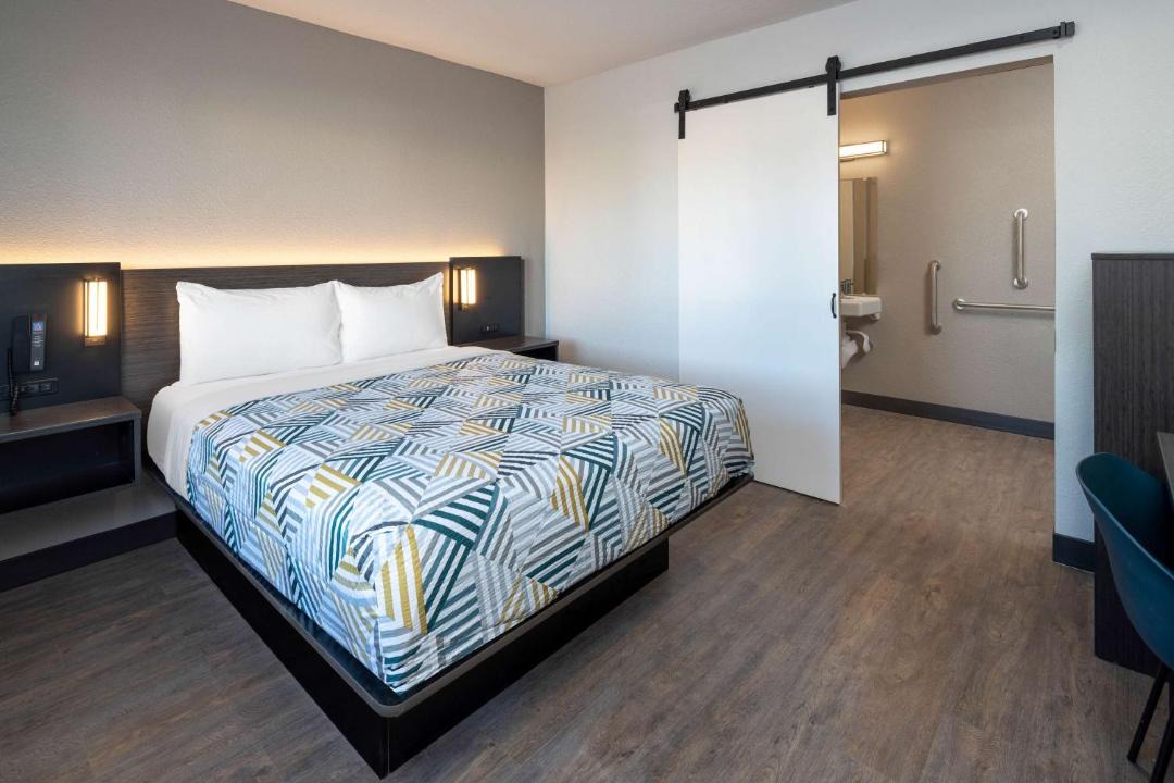Photo of Bedroom in Fontana