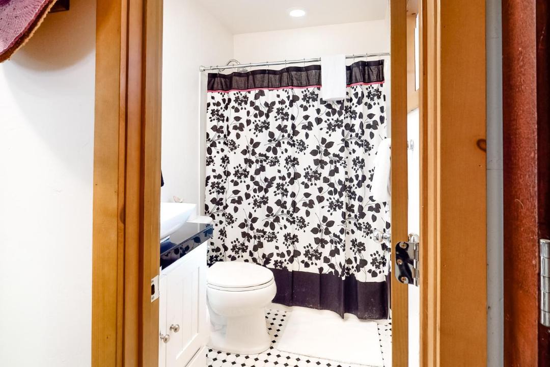 Photo of Bathroom in Cedar Glen