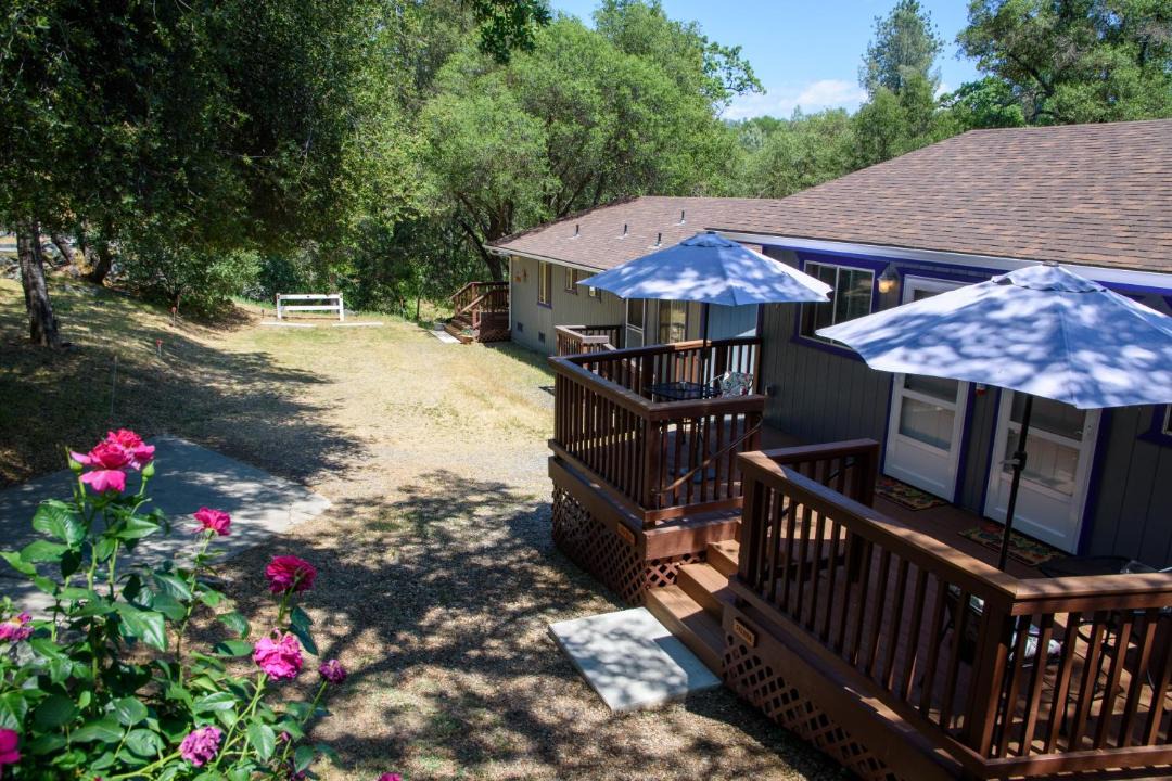 Photo of Others in Mariposa