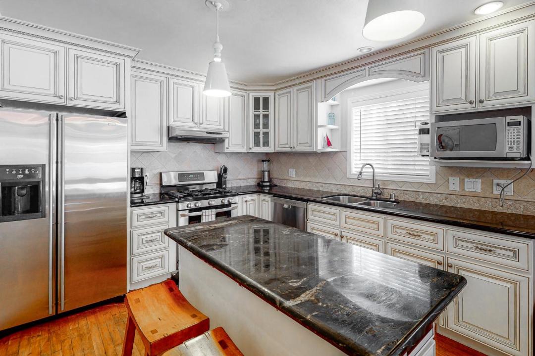 Photo of Kitchen in Townsite
