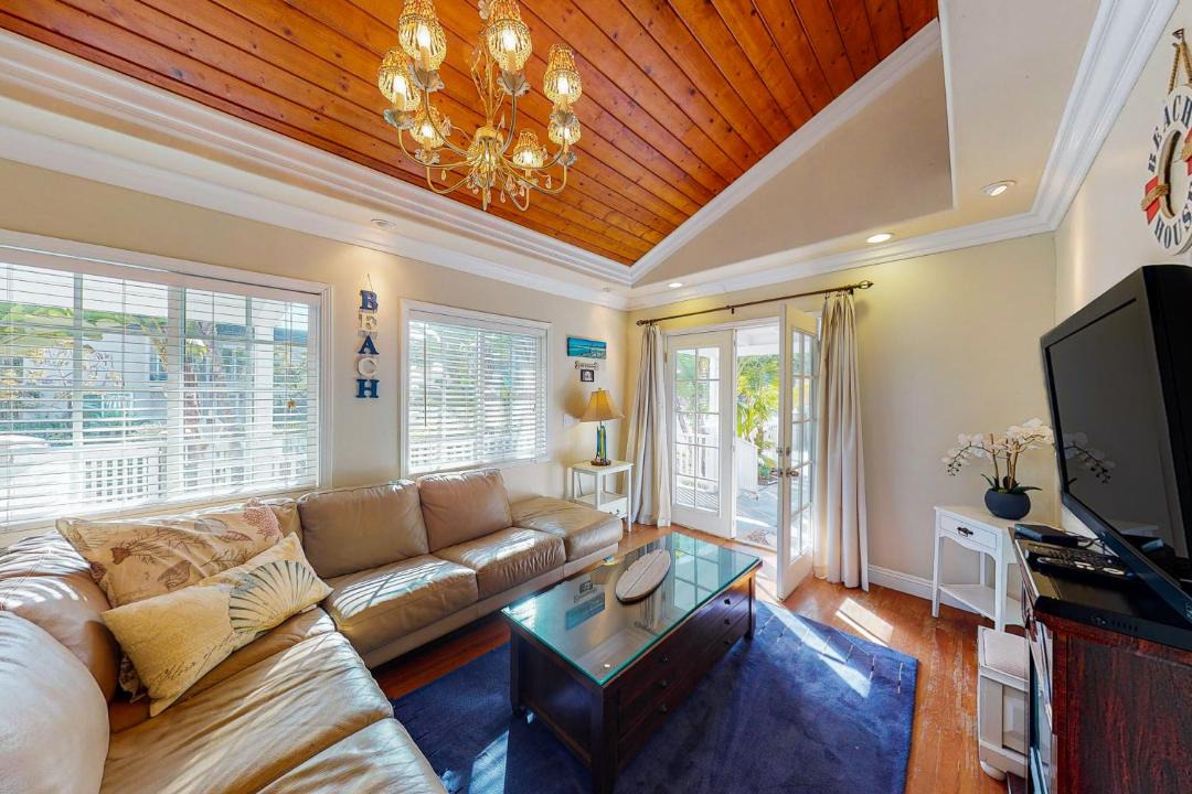 Photo of Livingroom in Townsite