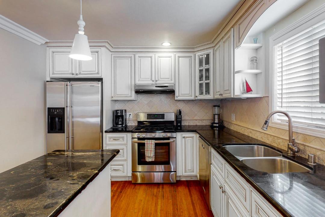 Photo of Kitchen in Townsite