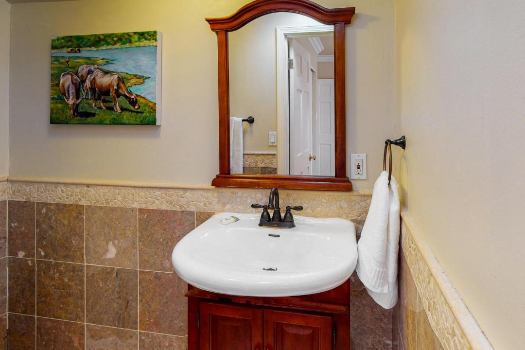 Photo of Bathroom in Townsite