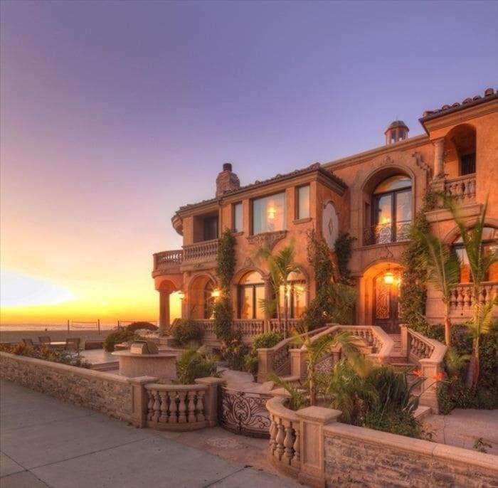 Photo of Buildings in Hermosa Beach