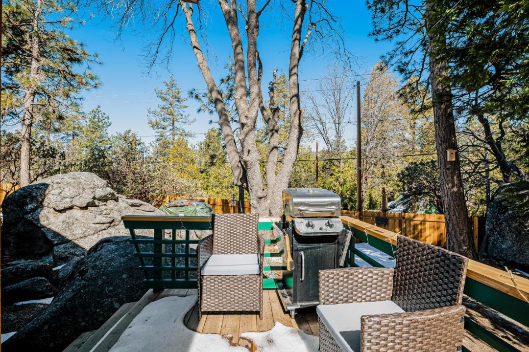 Photo of Patio Balcony in Idyllwild
