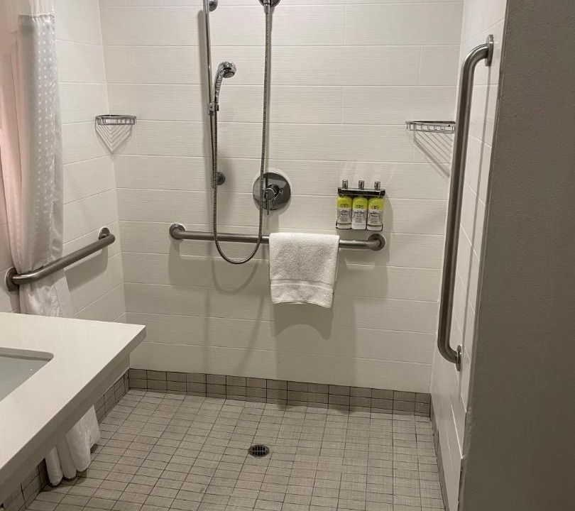 Photo of Bathroom in Corona