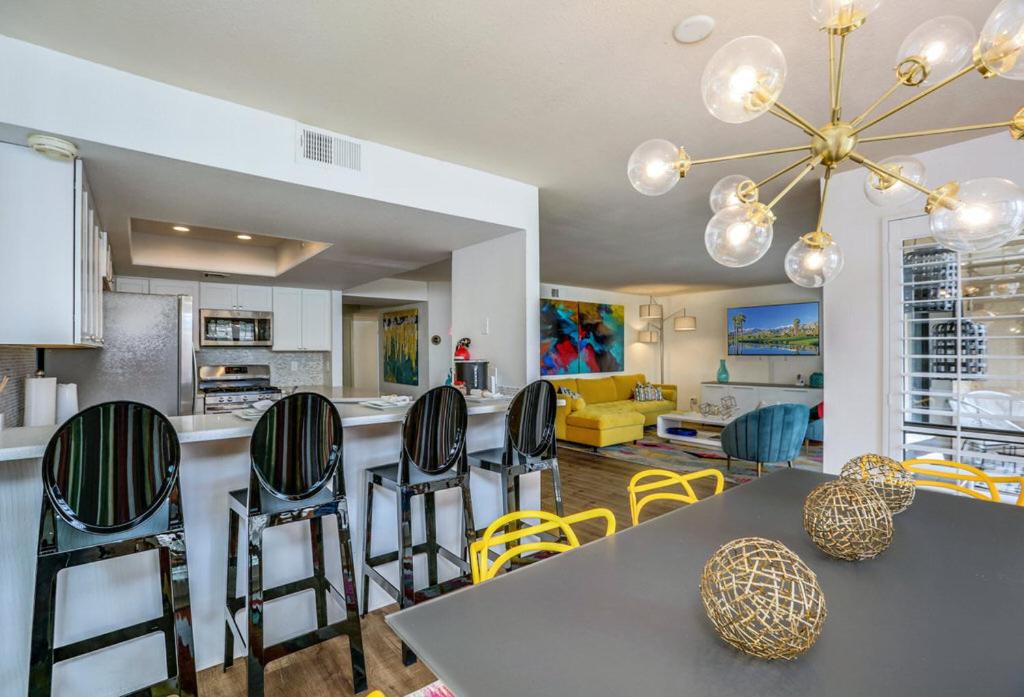 Photo of Livingroom in Cathedral City
