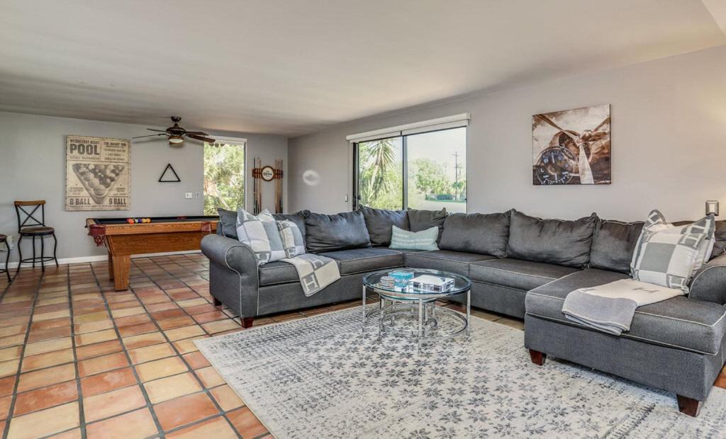 Photo of Livingroom in Bermuda Dunes