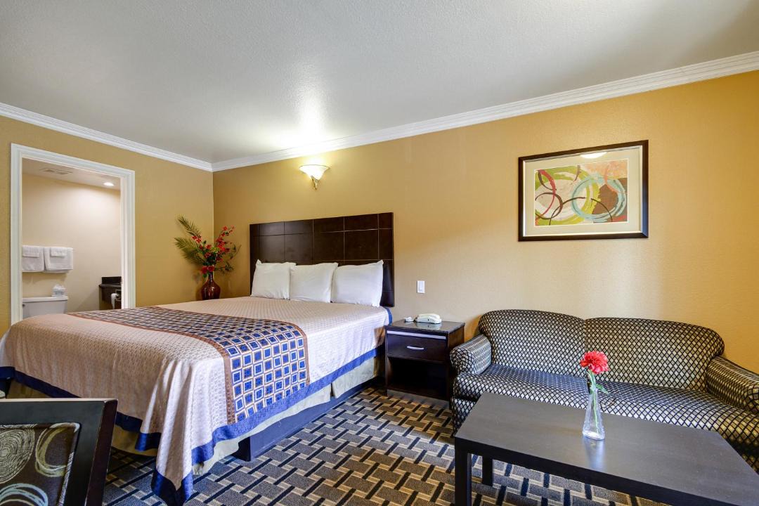 Photo of Bedroom in La Puente