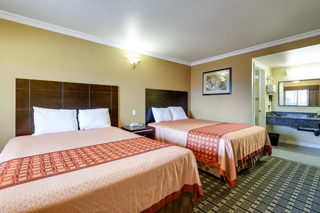 Photo of Bedroom in La Puente