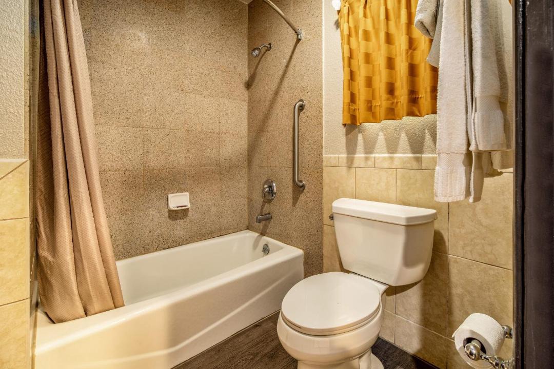 Photo of Bathroom in Monrovia