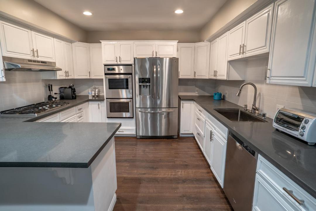 Photo of Kitchen in Studio City