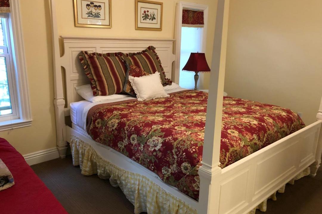 Photo of Bedroom in Fish Camp
