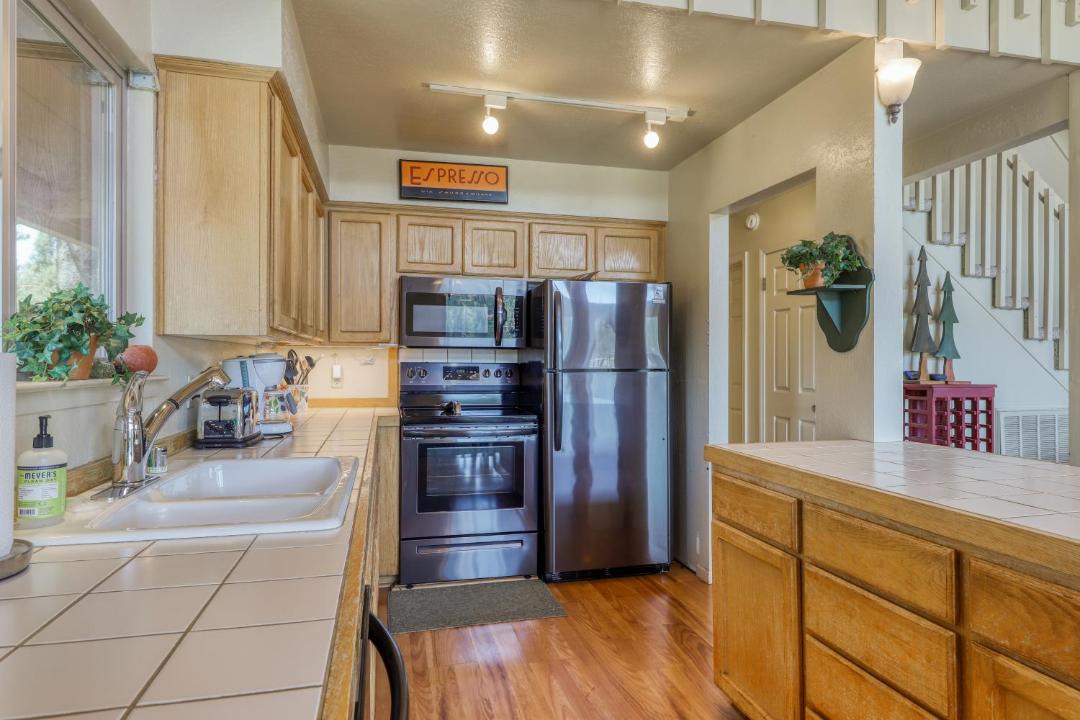 Photo of Kitchen in Groveland