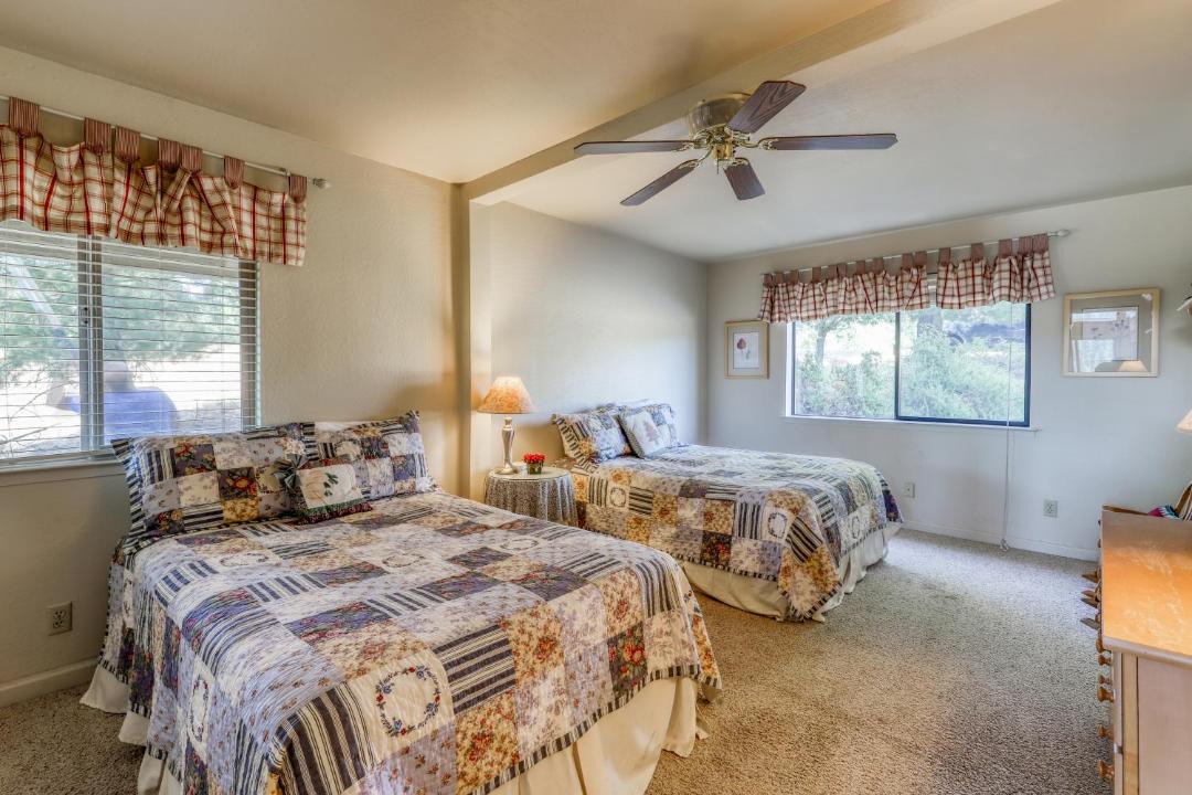 Photo of Bedroom in Groveland