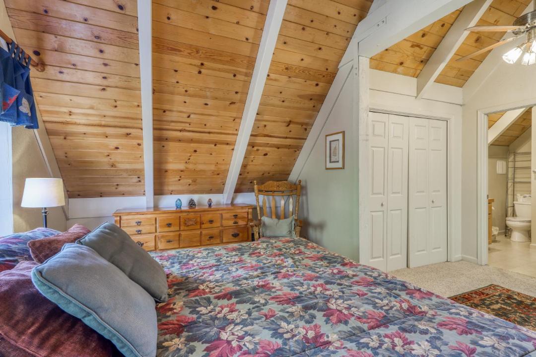 Photo of Bedroom in Groveland