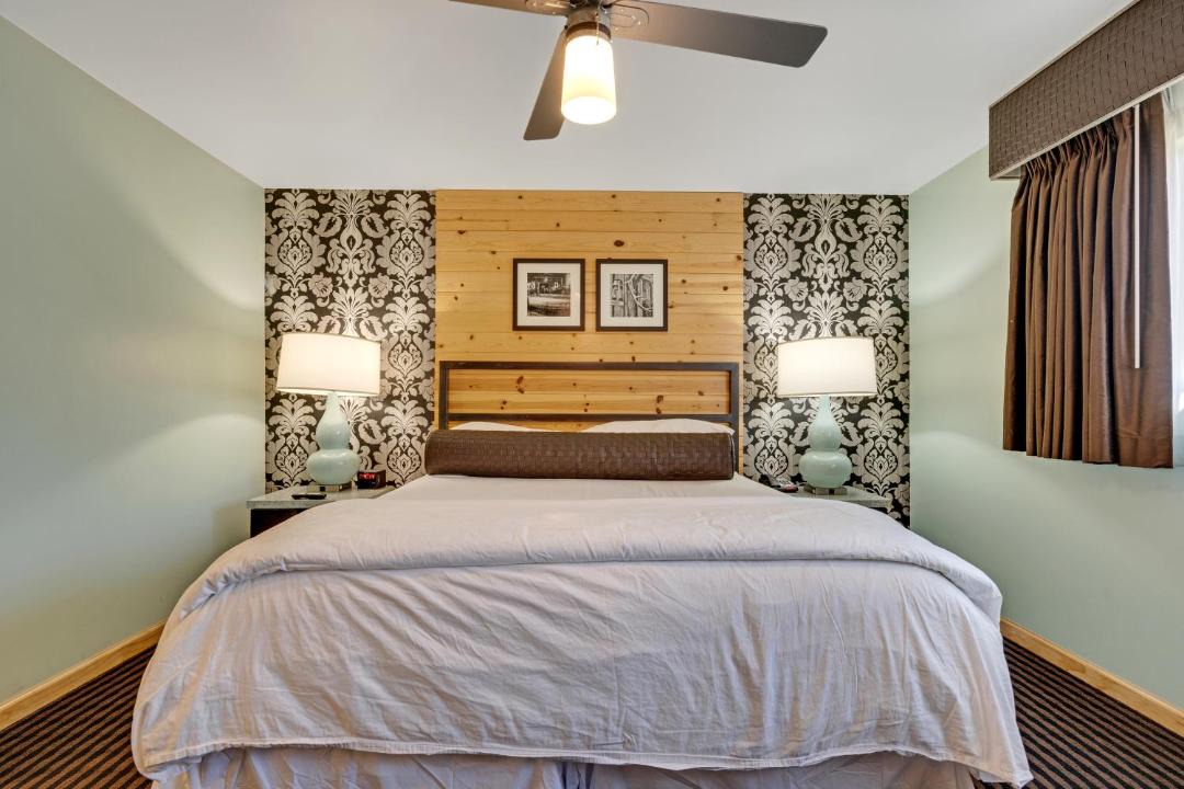 Photo of Bedroom in Lakeside Park