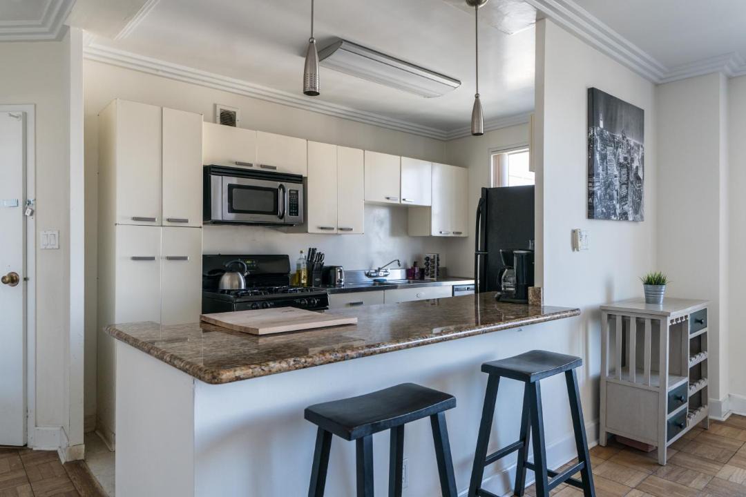 Photo of Kitchen in La Brea