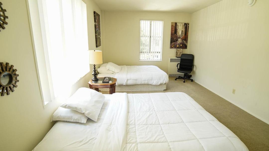 Photo of Bedroom in La Brea