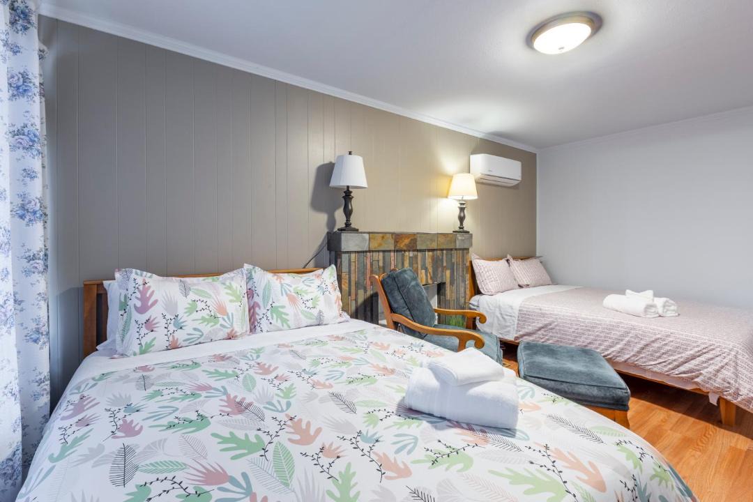 Photo of Bedroom in Redwood City