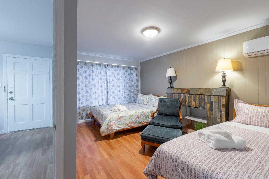 Photo of Bedroom in Redwood City