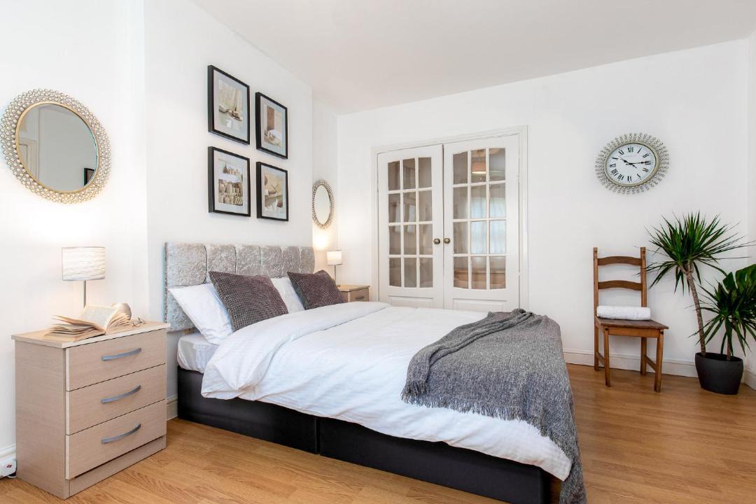 Photo of Bedroom in Tower Hamlets