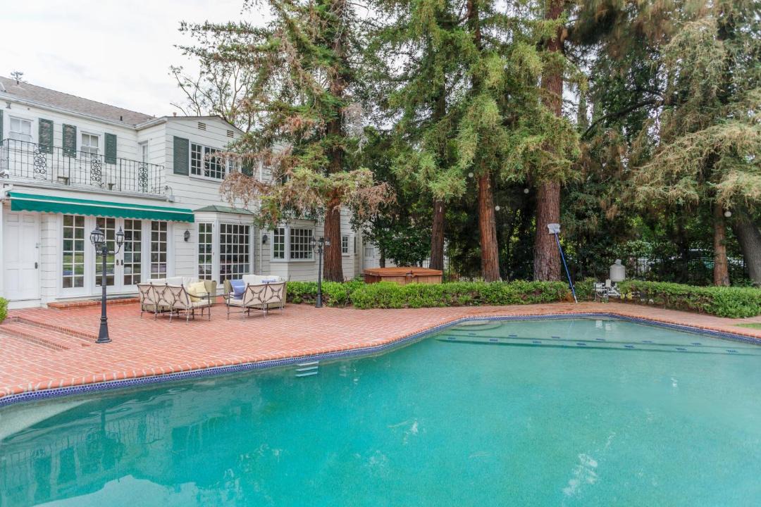 Photo of Outdoor in Encino