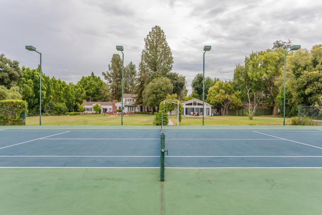 Photo of Outdoor in Encino