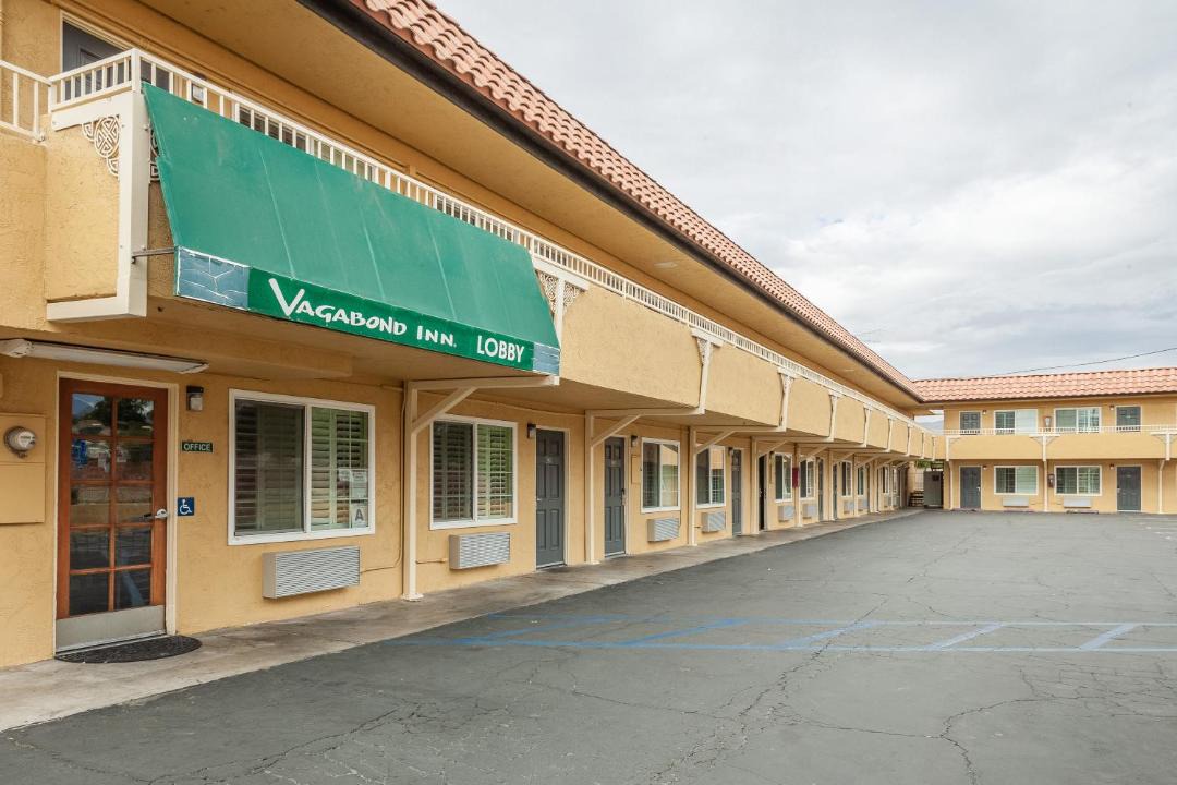 Photo of Buildings in Hemet