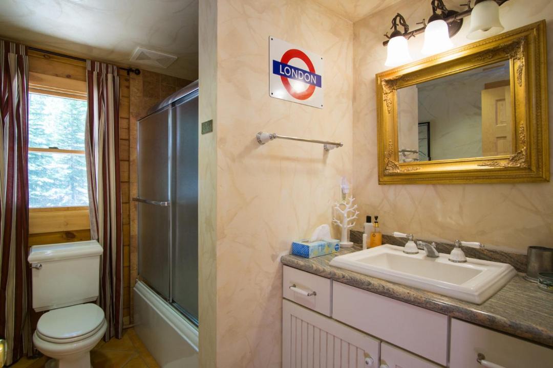 Photo of Bathroom in North Upper Truckee