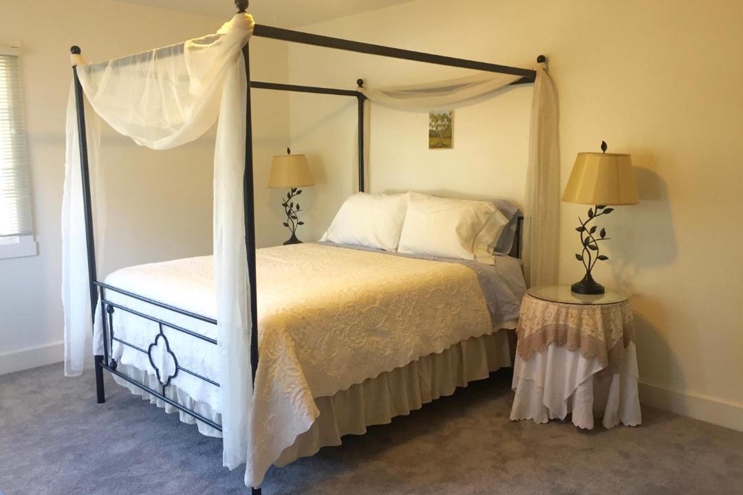 Photo of Bedroom in North Central