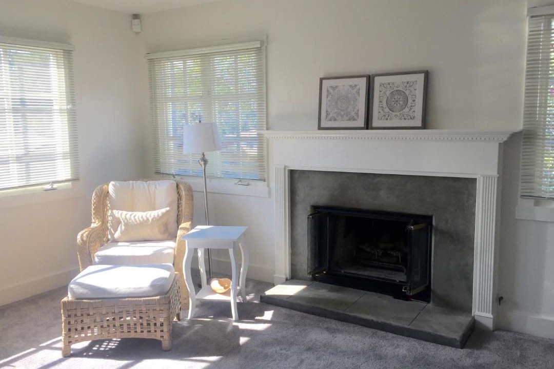 Photo of Livingroom in North Central